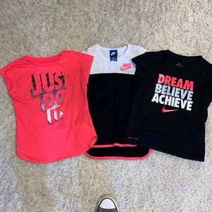 6x Nike Shirts